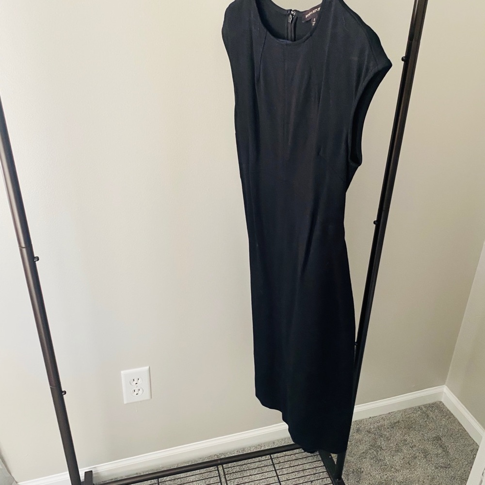 Black fitted dress